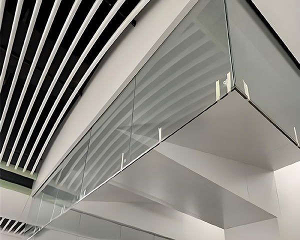 金塔玻璃金塔挡烟垂壁 金塔玻璃金塔挡烟垂壁