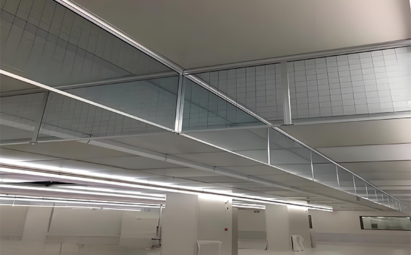 金塔玻璃挡烟垂壁