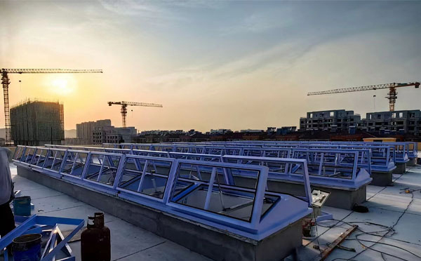 消防金塔排烟窗工作原理