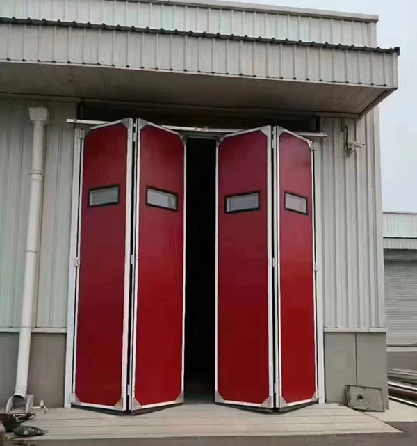 金塔工业折叠门在大型装配车间出入口的应用实例