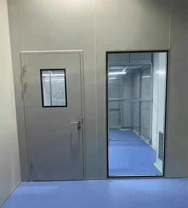 学校教学楼完成金塔防火门标准化安装 学校教学楼完成金塔防火门标准化安装